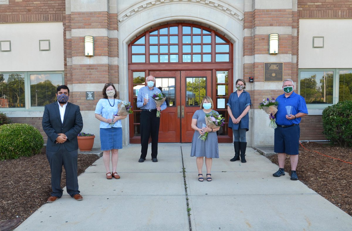 CityofEL's tweet photo. Familiar faces making a difference in the community! Community members are reminded that the City of #EastLansing is now accepting nominations for the 2023 Crystal Awards, including two new categories this year! https://t.co/F7IoMWxt3X 1/2 https://t.co/Z0Sy88JNE7
