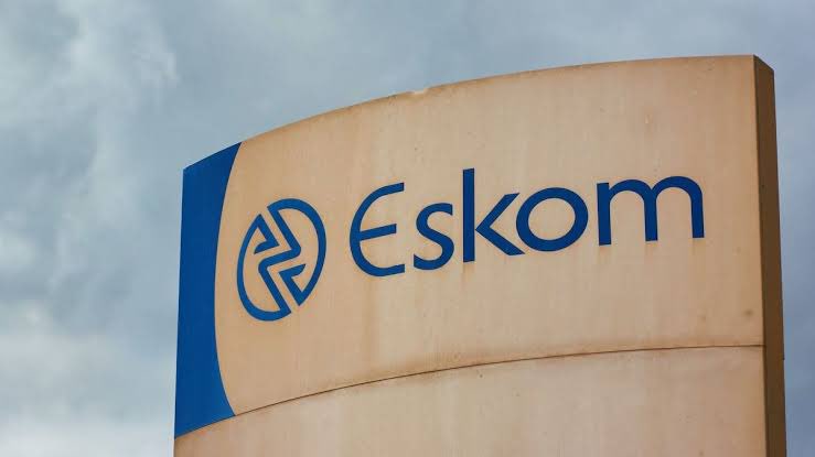 mbindwane's tweet photo. National State of Disaster of Power Generation. 

What is that exactly? Who told them (the 80 or so people) they have a right to decide that? 

Which laws will be suspended exactly? 
Environmental Laws? 
Procurement Laws?
BEE? 
EE?
What?
What is the politics of that? Bathini? https://t.co/VGNaWY9w30