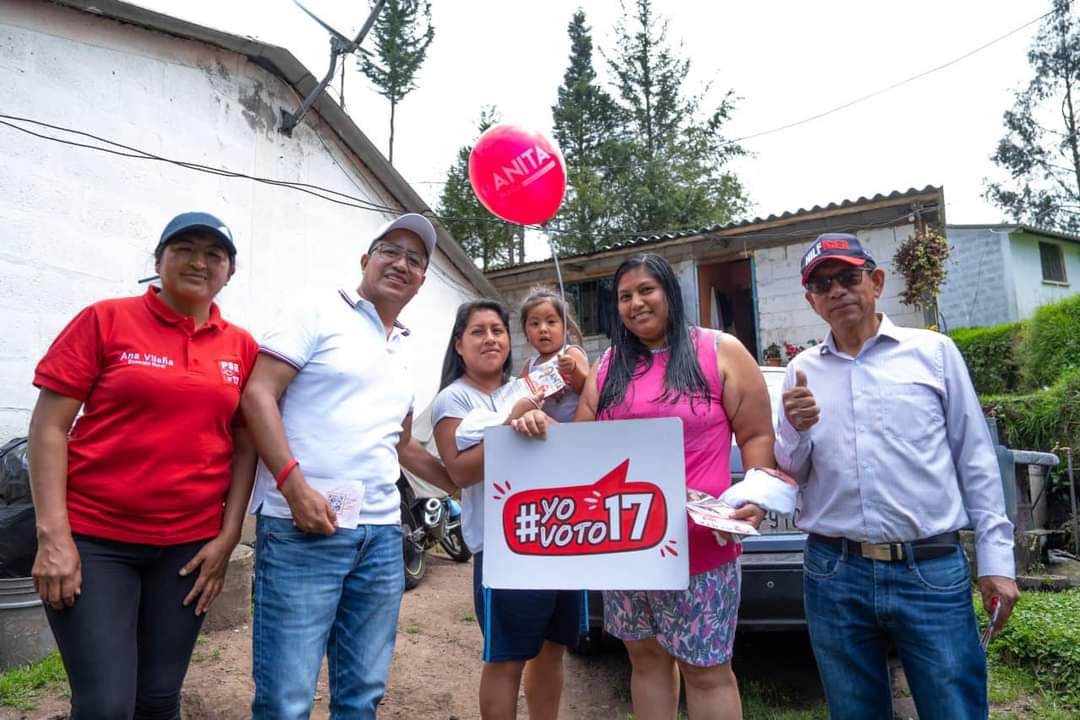 SantiM2022's tweet photo. ⭕️ 𝐑𝐮𝐦𝐢𝐩𝐚𝐦𝐛𝐚 𝐕𝐎𝐓𝐀 🗳✔️𝐩𝐨𝐫 𝐌𝐨𝐫𝐨𝐜𝐡𝐨 𝐲 𝐀𝐧𝐢𝐭𝐚 𝐕𝐢𝐥𝐚ñ𝐚 𝐥𝐢𝐬𝐭𝐚 1️⃣7️⃣🚩𝐄𝐪𝐮𝐢𝐩𝐨 𝐑𝐨𝐣𝐨🎈👏🏻👏🏻🥳

🚩Gracias por su valioso apoyo vecinos de la querida parroquia #Rumipamba junto a nuestra concejala rural Anita Vilaña.

#morochoalcalde2023 https://t.co/fJuAzYZshK