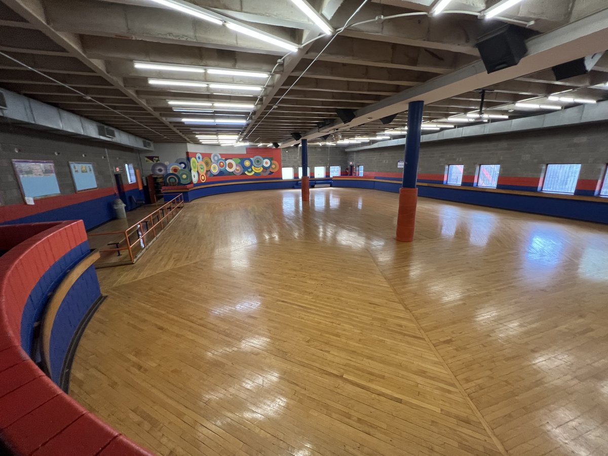 cincyrollergirl's tweet photo. We've been excited to see increased awareness and use of the skating rink inside the #OvertheRhine Recreation Center, and we want a rink to remain in the plans when the center is redeveloped. Read why: https://t.co/EOXiis6AK9 

📷: Marie Asbury, Finished Vision Photography https://t.co/hEFwfnQe5R