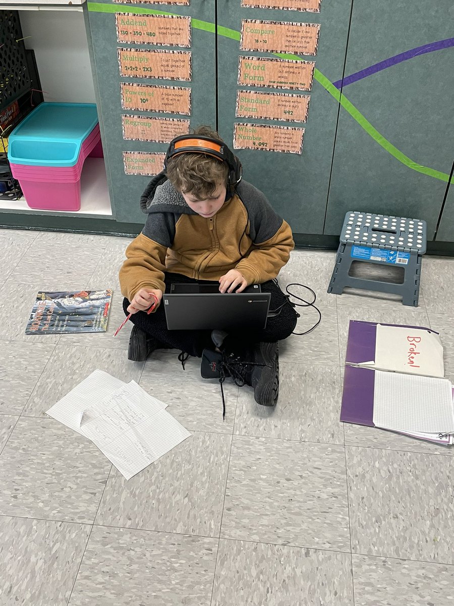 Mrs. Cahoon tweet media