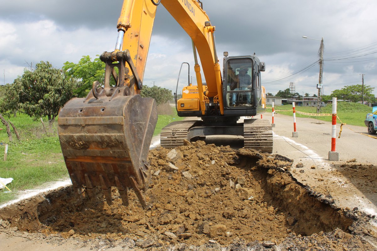 #Infórmate 
#GADMunicipal 
#PrefecturaDelGuayas
Convenio de Cooperación Interinstitucional.
ASFALTADO DE LA CALLE 10 DE AGOSTO DESDE  LA INTERSECCIÓN DE LA CALLE 7 HASTA LA CALLE 5 DE JUNIO DEL SECTOR SAN LORENZO DEL CANTÓN LOMAS DE SARGENTILLO DE LA PROVINCIA DEL GUAYAS.