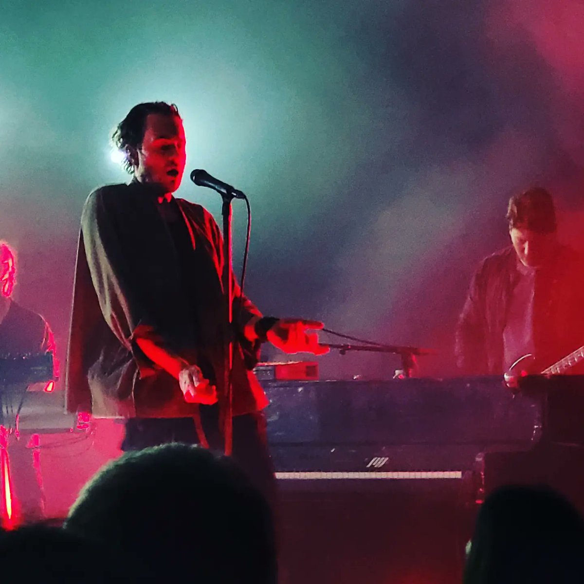 A great gig as always <a href="/dcoyle23/">dcoyle</a> <a href="/editorsofficial/">EDITORS</a> <a href="/edibow/">edith bowman</a>