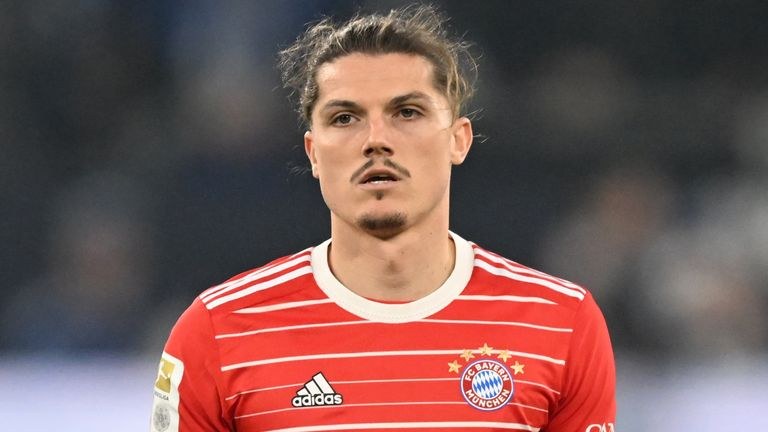 LS__Sport's tweet photo. 🚨Transfer Update🚨
🟥Manchester United are in talks with Bayern Munich over the signing of 🇦🇹Marcel Sabitzer
via @talkSPORT 
#MUFC #ManchesterUnited #FCBayern #DeadlineDay #Transfers https://t.co/x94J4NgADL