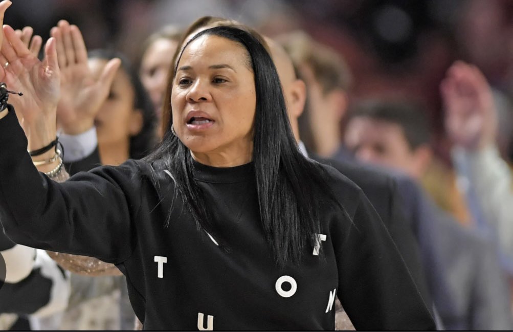 TweetsbyCoachP's tweet photo. “I like the challenge of getting players to rise to certain levels, but that's the easy part. The biggest challenge is to get them to believe in what we're doing. They have to understand that it's O.K. to have good days and bad days.”

- Dawn Staley https://t.co/jRSeu5cM0O