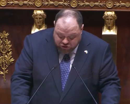 BFMTV's tweet photo. 🔴 EN DIRECT
Le président du Parlement ukrainien demande devant les députés l'envoi d'avions de chasse
https://t.co/3kxuNg69Hj https://t.co/d11TVooewL