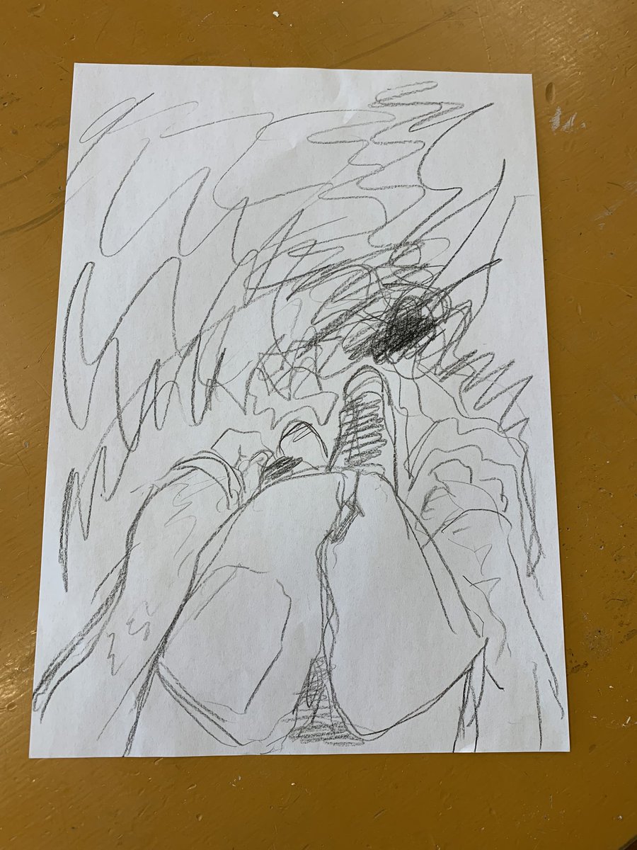 休み時間に描いた絵
『頭痛』 https://t.co/NZufnrLaQZ