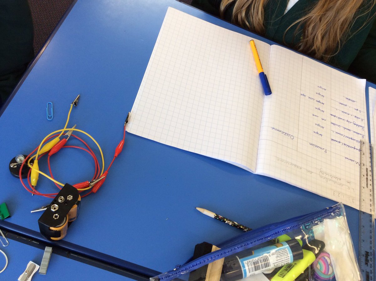 SharksClass's tweet image. Today, we’re investigating which materials make good electrical conductors.