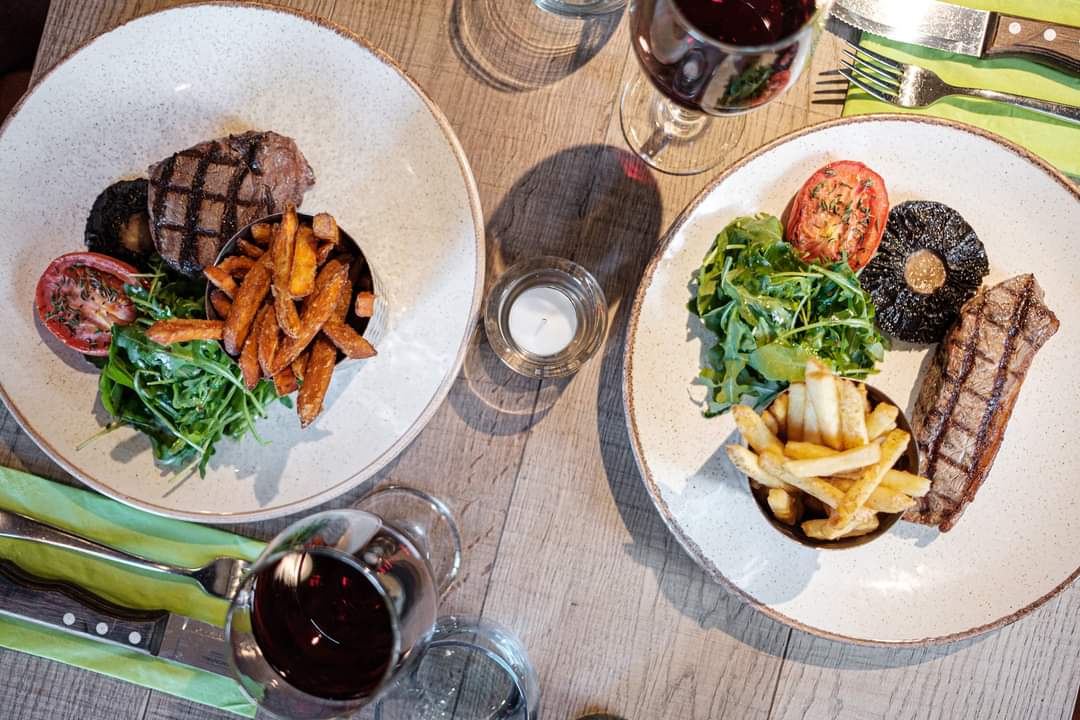 Don't forget about our amazing steak night tonight!!!🥩🥩🥩
Steak from £10 only.🤑
Book your table now.
☎️01253 737 758