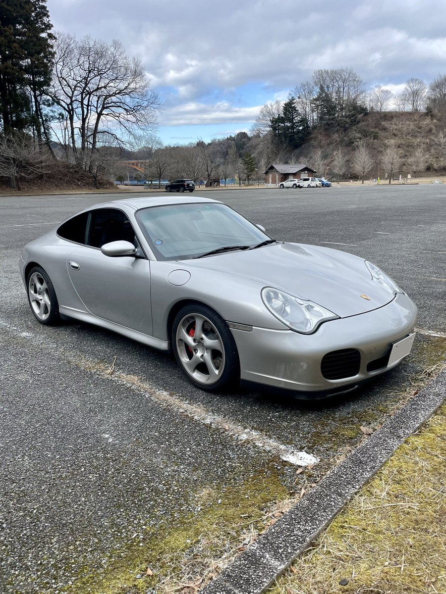 MagnusSuperstes's tweet photo. 宮ヶ瀬までサクッとドライブ。今日は色々なアングルで撮ってみました。
#porsche996 #porsche911 #carrera4s #ポルシェ911 #ポルシェ996 #カレラ4s #arcticsilver #rhd #coupe #flat6 #watercooling #na #2002my https://t.co/zWhmuyU1R8