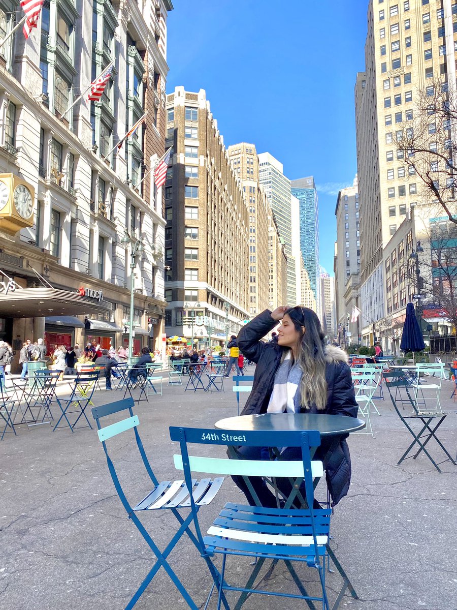 Saragomezmed's tweet photo. Hago match con #NewYork       #outfitoftheday https://t.co/5G7NXXpNz4
