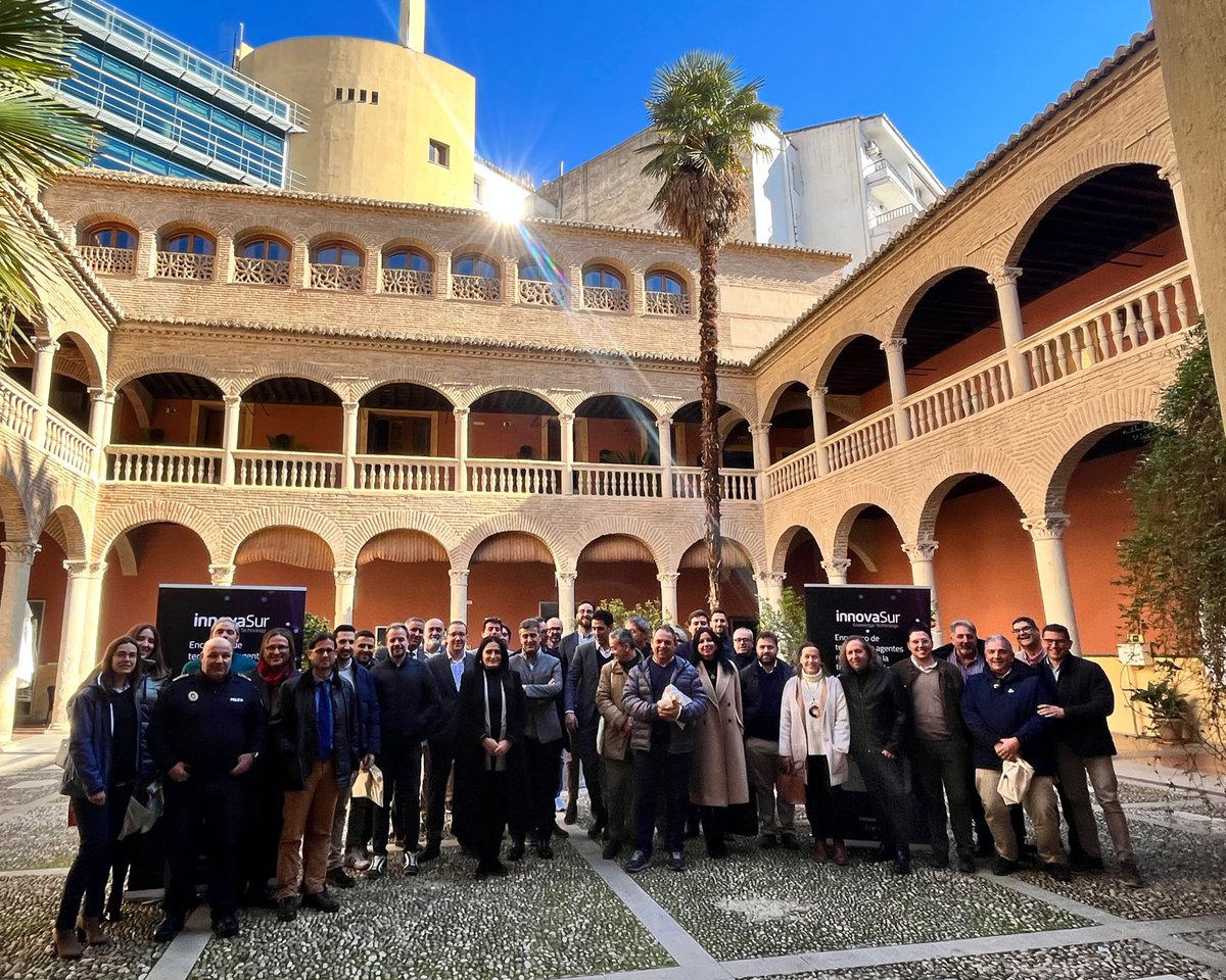 👏🌐 @Innovasur ha celebrado en la ciudad de #Granada su II Encuentro profesional sobre la #TransformaciónDigital del Territorio, un foro de encuentro y diálogo centrado en las soluciones enfocadas a la #SeguridadCiudadana y la #MovilidadInteligente.

#Digitalización #Seguridad