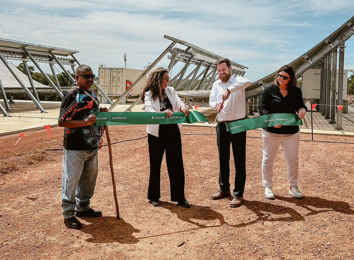 LeoLabs_Space's tweet image. Welcome to the family, #WASR. 📡 

Today, we commissioned the LeoLabs West Australian Space Radar 🇦🇺 — our 6th radar site and our 2nd in the Southern Hemisphere.