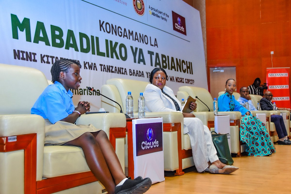 AnnaPotinus's tweet photo. Leo tulikuwa na mdahalo mzuri sana kuhusu mabadiliko ya tabianchi uliondaliwa na @MwananchiNews uliofanyika @UdsmOfficial ambao ulilenga kuangalia way forward baada ya mkutano wa #Cop27 #MwananchiForum @MwananchiNews @TheCitizenTz @MwanaspotiTZ @CloudsMediaLive https://t.co/W9GLsYEKnL