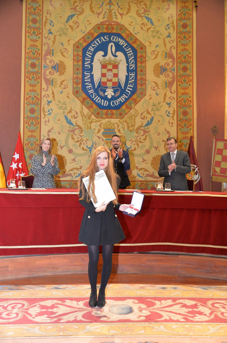 Notarios_ES's tweet photo. El edificio del Paraninfo de la Universidad Complutense acogió esta mañana el acto oficial de entrega de títulos a la última promoción de notarios
https://t.co/oY1or1JGQc https://t.co/oGsOLTn3RE