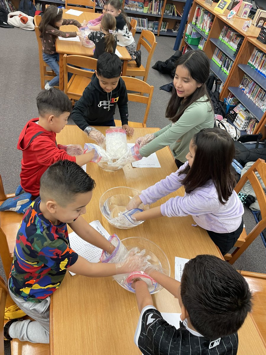 Up and Atom STEM club is back at it! Learning how animals stay warm in the winter with blubber hands! <a href="/StoneSchool4/">Stone School</a> #ASD4ALL
