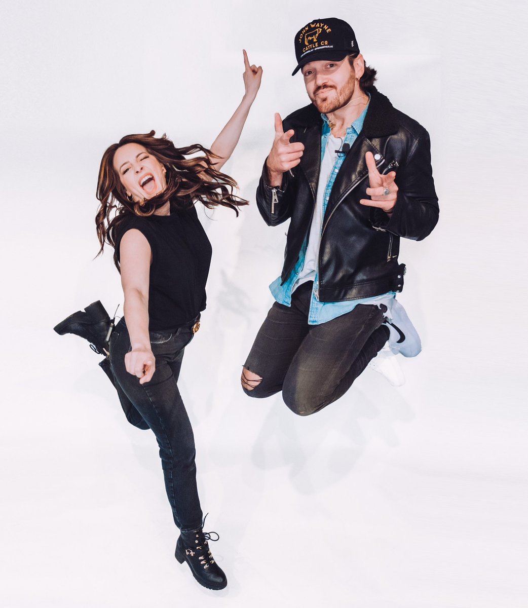 Heyyyy <a href="/ZackDyer/">Zack Dyer</a> what’cha say we release a song this Friday?! No One’s Gonna Love You (Like I Do) out 2/3. Pre-Save/Add it now tarynpapa.lnk.to/NOGLY