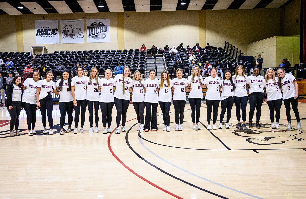 Holmes Athletics tweet media