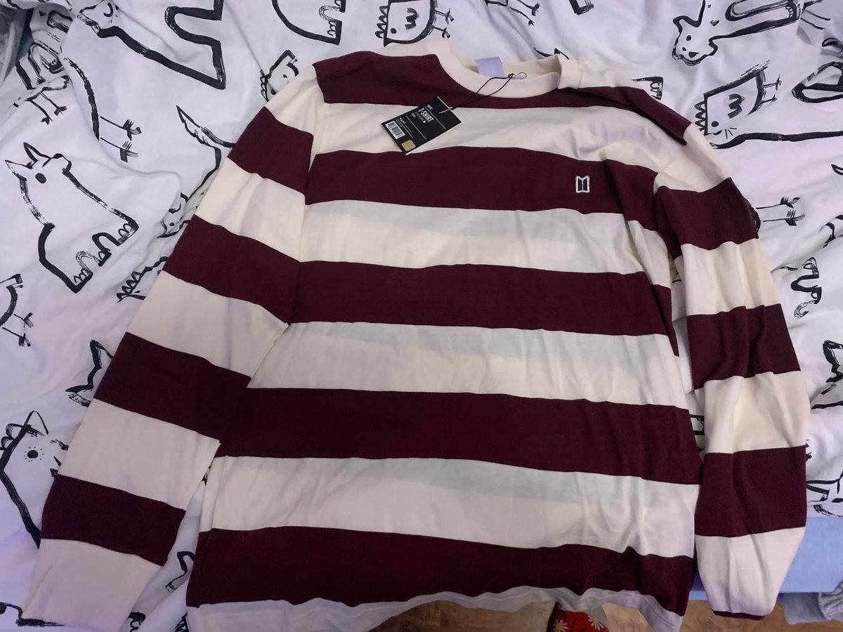 numbforbae's tweet image. WTS 

New with tags Long Sleeve tshirt from BTS Pop-up store in Berlin
Size: L but its oversized so M/S fits too

price: 50€ (originally paid 55€) 
+shipping

loc: poland
#wtsbts #wtsbtsmerch #wtbbts #wttbts #btspopupstore #btspopupstoreberlin #bangtan #kpopsale