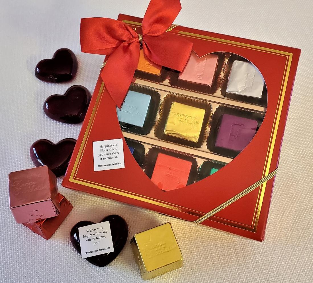 Hot tip: you can NEVER go wrong sending your sweetie, grandmother, sister, husband, mom, dad or bestie a gift to chocolate happiness from The Happy Chocolatier! 😉 Order now: thehappychocolatier.com
#valentinesday #valentine #spreadchocolatehappiness #chocolate