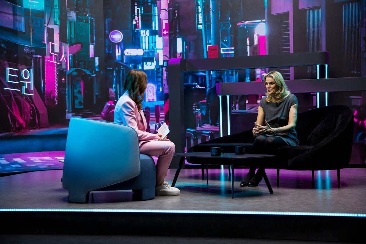 Dassault3DS's tweet photo. ⏰ Urban Renaissance is about to go live! 📸 Take a look at some behind-the-scenes photos with our guests.
Stay tuned for the show at 5 pm (CET): ➡️ https://t.co/iRhjOt1x6D #ProgressIsHuman https://t.co/1AAZTvOxfo