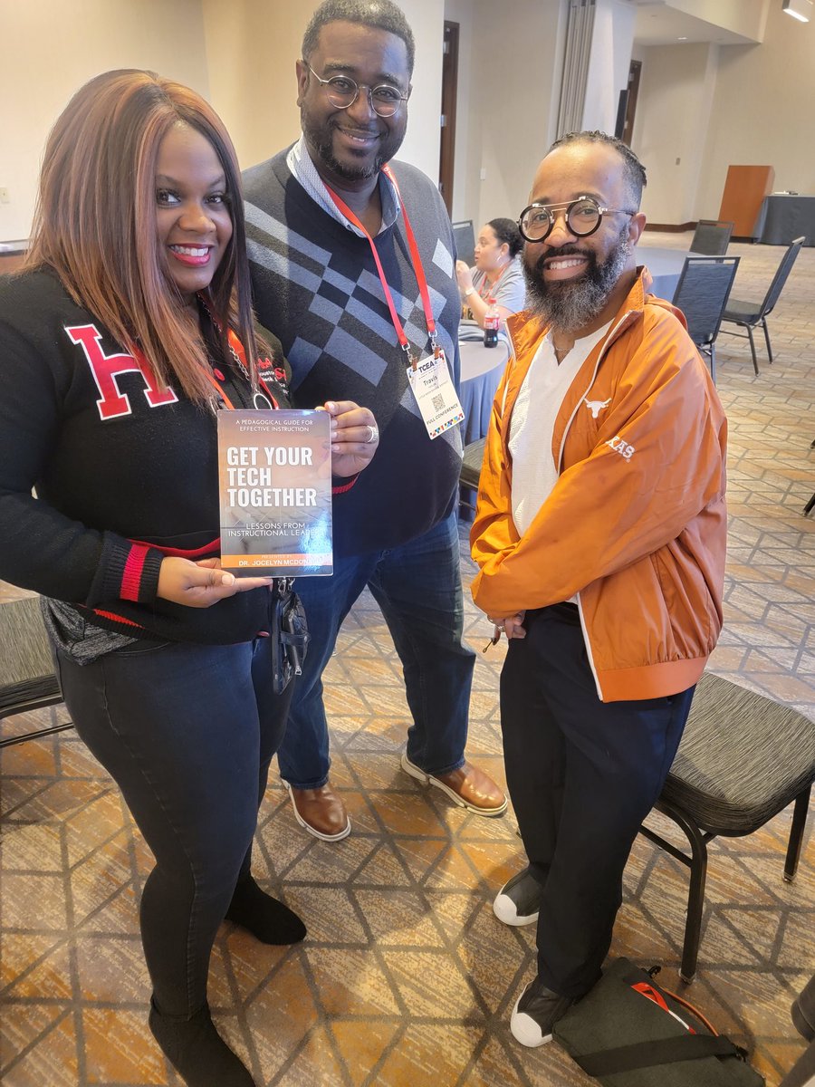 Wonderful 1st day at TCEA. Had the opportunity to interact with these authors.<a href="/DrJEMcDonald/">Dr. Jocelyn McDonald</a> <a href="/EricLevels/">Eric Levels, Ph.D.</a> @HISD_Inst_tech <a href="/TCEA/">TCEA</a>