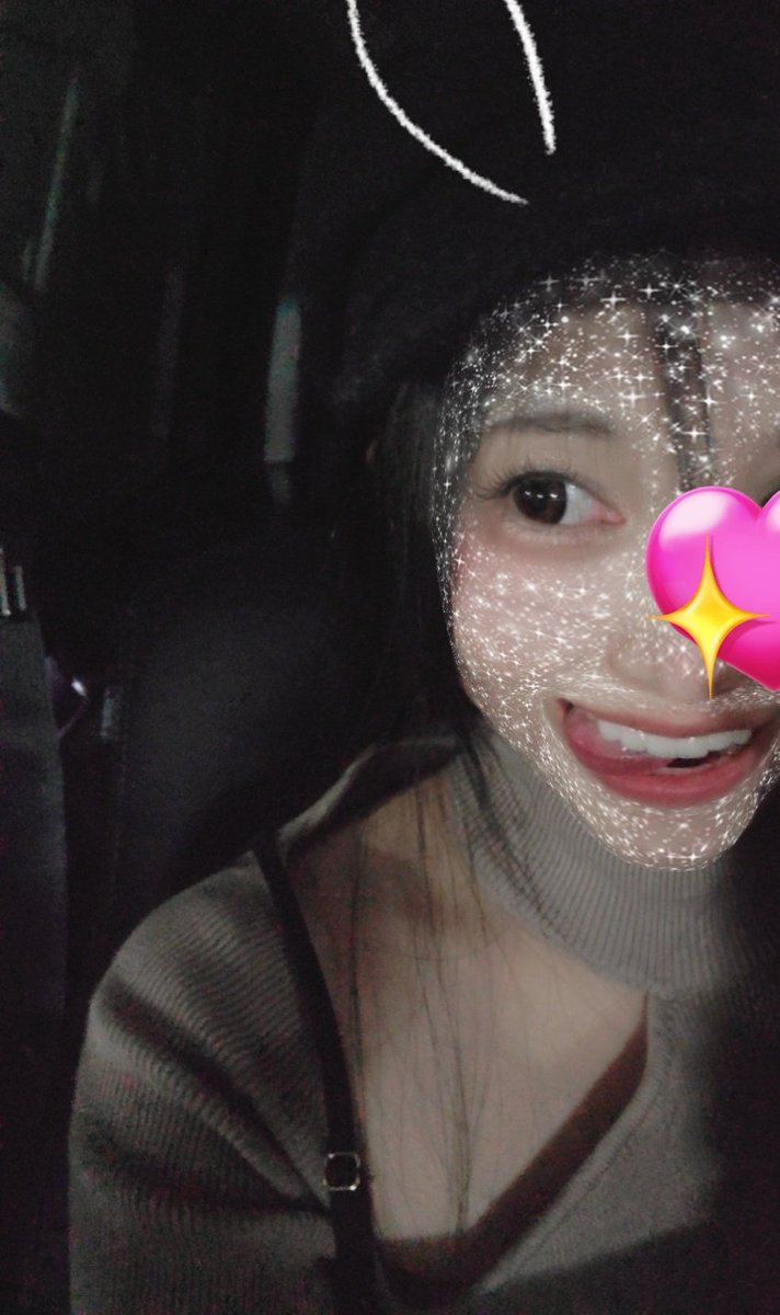 SSSLADYSIT's tweet photo. ストッキング買い取りしてくれたこにね脚の匂い嗅がせてあげたらいっぱい嗅いでたよ笑っでも嫌がってるほうが嗅が���たくなるし嫌がられれば嫌がられるほどもっとしたくなるのに…手慣れたM男より羞恥心あるくらいのM男の方が確実かわいくない…？耐性無いけど…あと人にもよる笑っ https://t.co/Sx84PCUSSi