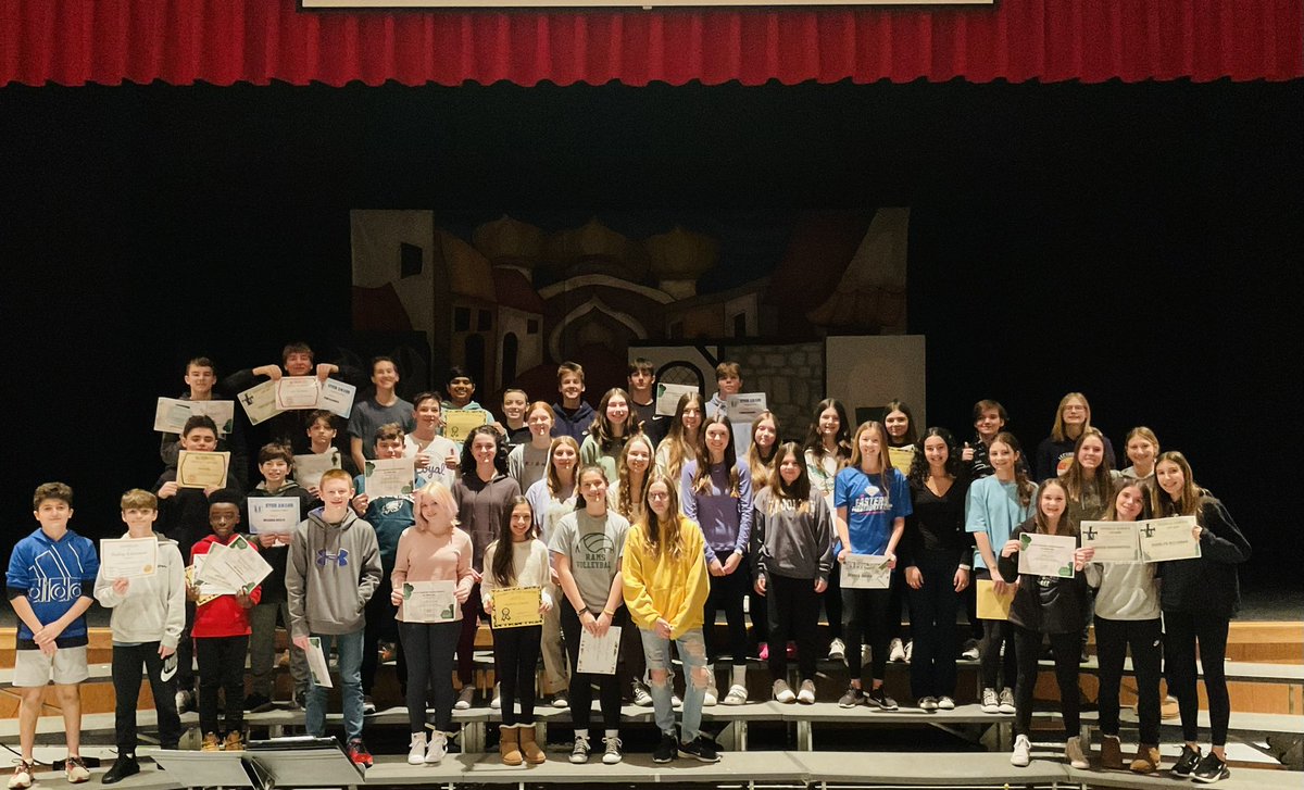 @PennCentralMS Several 8th graders were recognized yesterday for their academic achievements from the first semester! Congratulations to all our award recipients! 👏👏
#centralproud @PennridgeSD