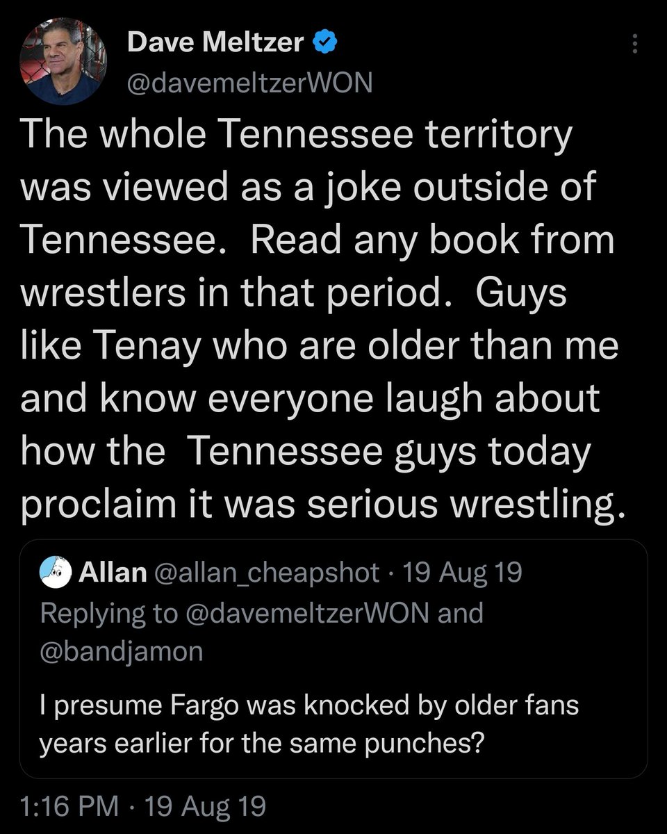 Mike504Saints's tweet image. The definition of a clown. Reputable journalists ladies and gentlemen...