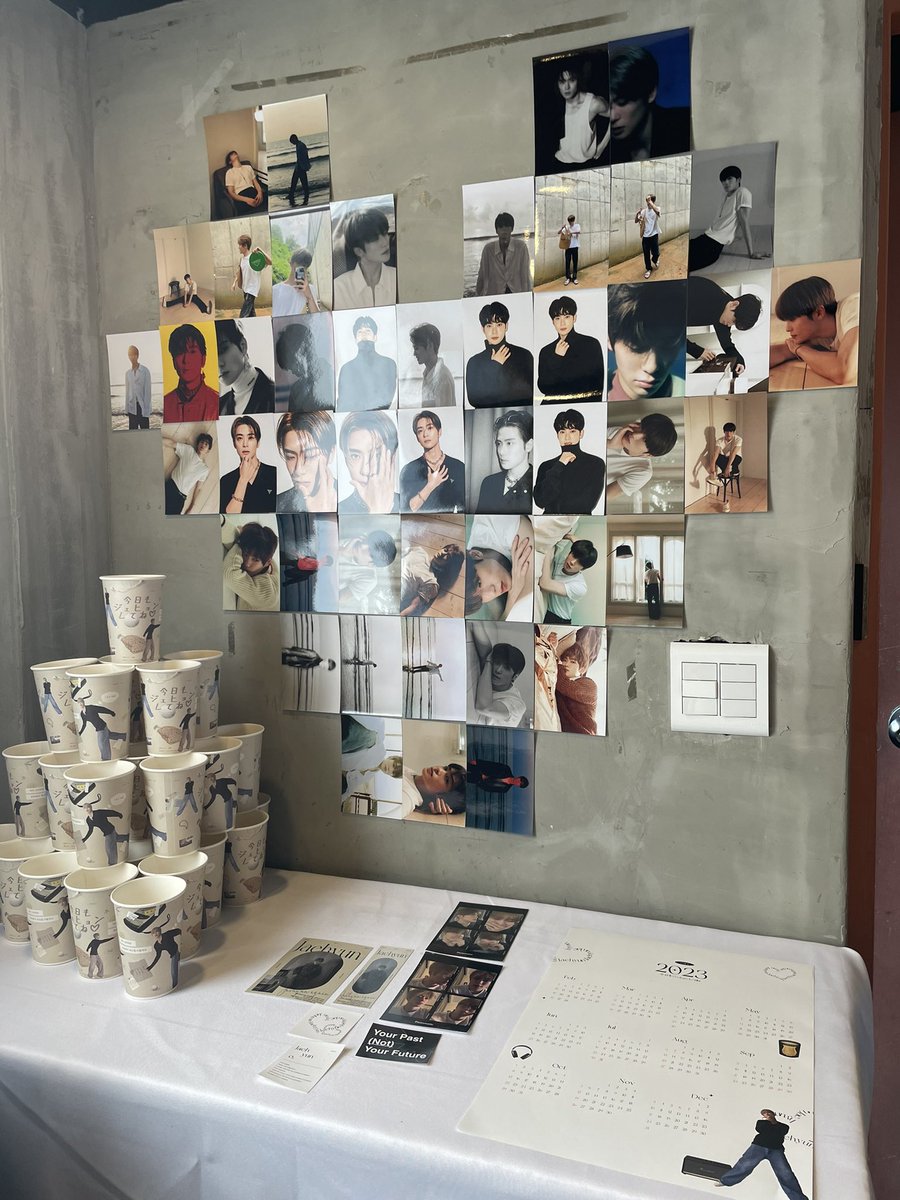 DearmyJ12's tweet photo. 🧁 앤디스커피 🧁

:¨·.·¨:
 `·. #시즈니_오늘도_재현_하세요 https://t.co/zdy74O7UAn