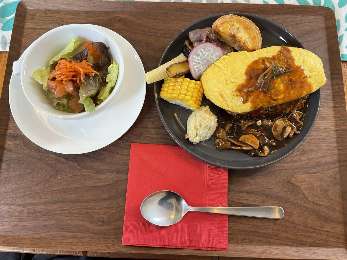 ayatokamui04's tweet photo. #tomfool
#伊勢カフェ
#カフェ
美味しいカフェ見つけて満足。
オムライス食べたくなったらこの店行く(´˘`*) https://t.co/y2oZpfPmmr