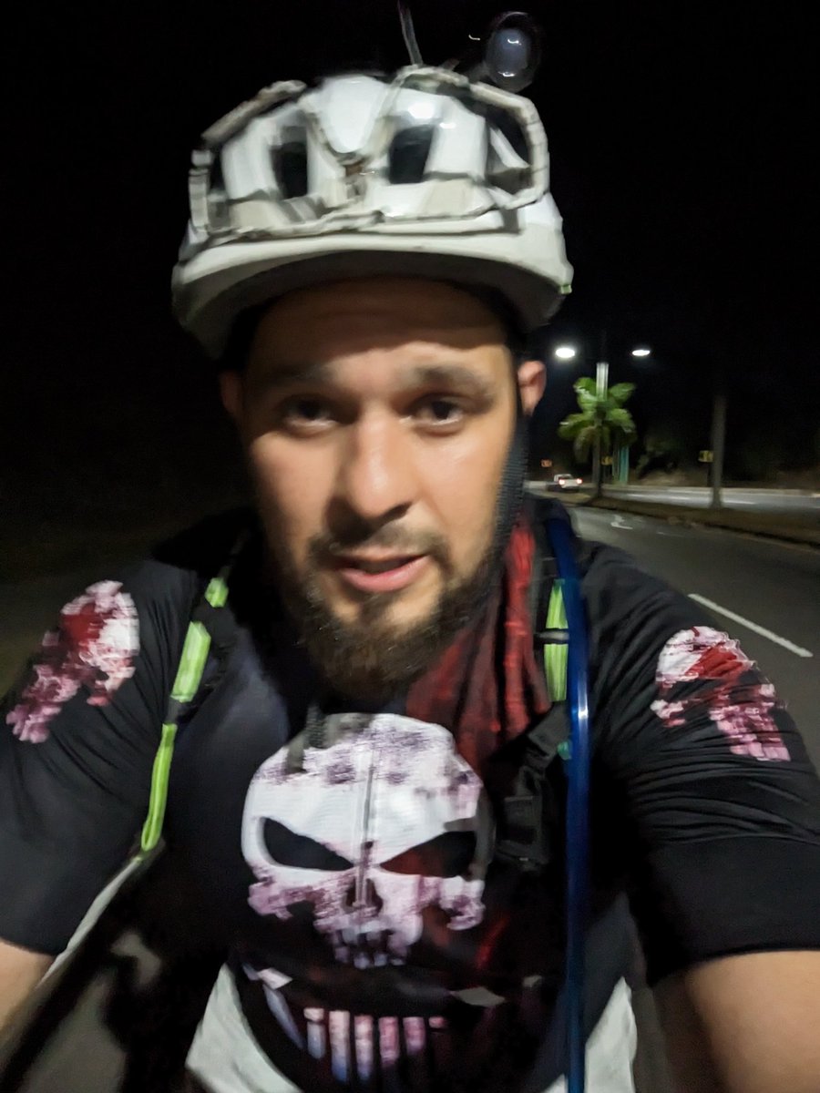 ZaFaDo72's tweet photo. #martesderuta #martesdeamigos 🚴♂️ https://t.co/LfM4AAnPjS