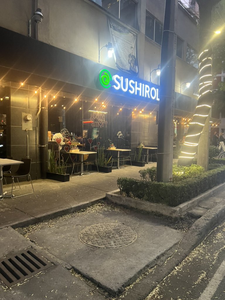 Rafardi69's tweet photo. . @sushiroll_mx que asquerosísimo servicio presta este personal ubicado en Popocatépetl 422 tanto el gerente como el personal @Profeco ayuda https://t.co/ac1F3dtFCs