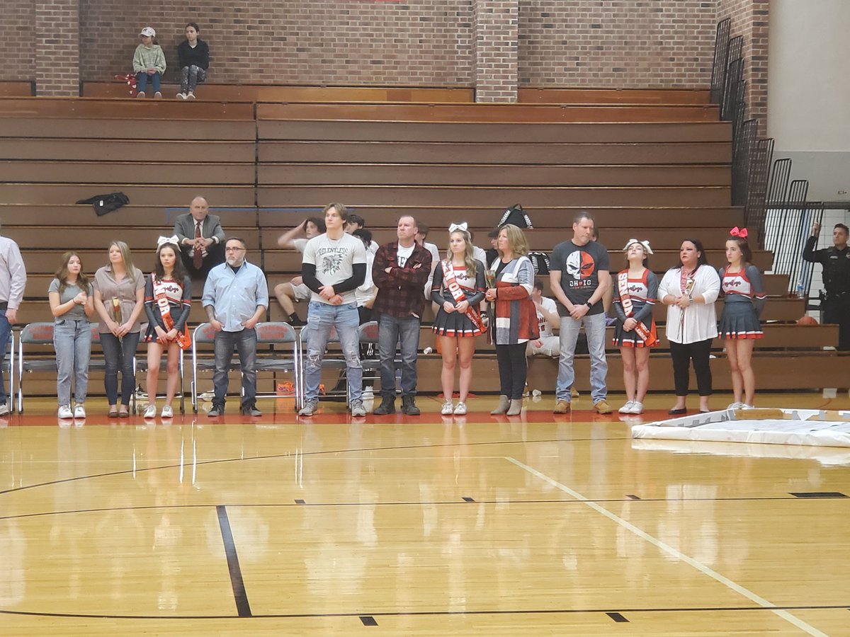 scottdetray's tweet photo. Senior Night for Boys Basketball and Cheerleaders. Thanks for the memories. Final score Heights over Fairport 71-41. #GoHeights https://t.co/hl5mnnBtj9