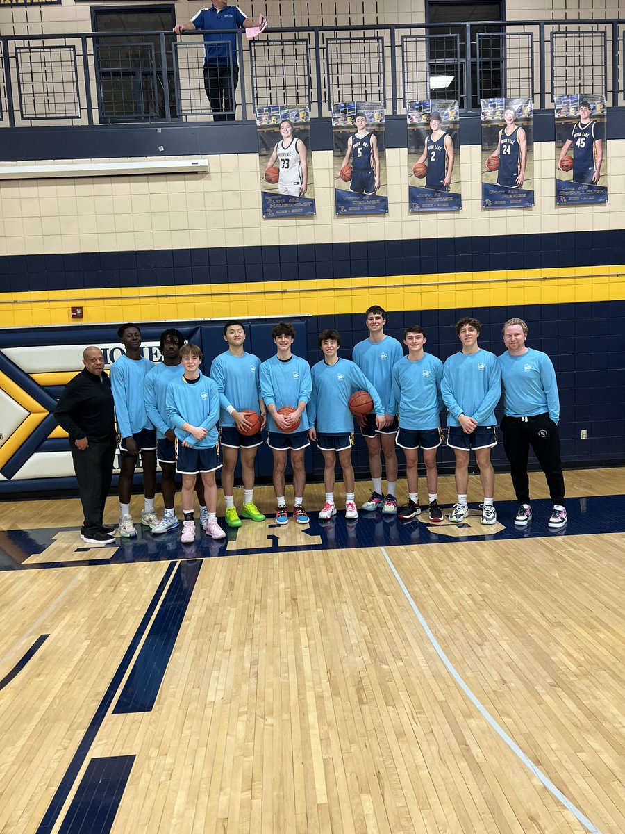 PriorLakeHoops1's tweet photo. The boys basketball program will be “freezin for a reason” on Saturday when we plunge into Prior Lake!  @SOMinnesota
@PlungeMN
#PlungeMN https://t.co/zhtd778Fh6