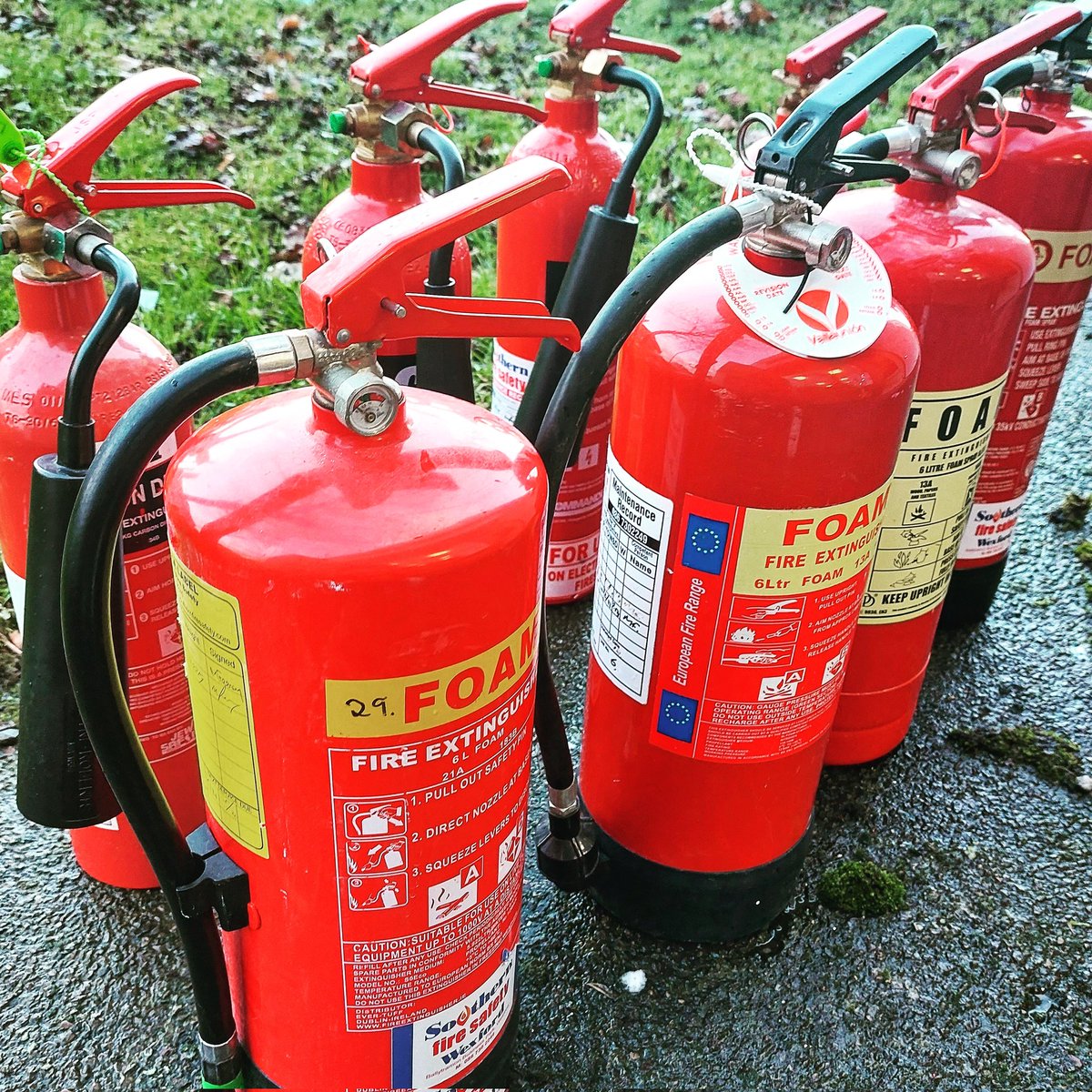 FSHTrainingLtd's tweet photo. We are delighted to announce our next public #FireWarden course being held on the 6th March. 

If you would like to reserve a place get in contact with us at info@fshtraining.ie or DM any of our social media pages. 

"Professional training delivered by frontline professionals" https://t.co/h0RUO46tZk