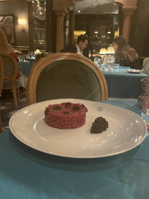 Yummy 🤤 #ValentinesDay https://t.co/AWVZk1Ntzi<a href="/tag/valentinesday"class="tags">#ValentinesDay</a>
