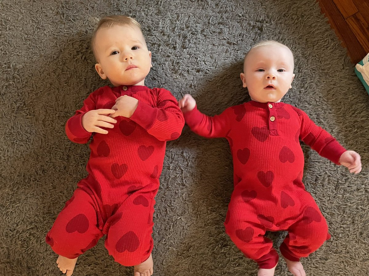 ickynickiiiii's tweet photo. Happy Valentine’s Day from the Robinson babies❤️ https://t.co/rQf2tRBZbj
