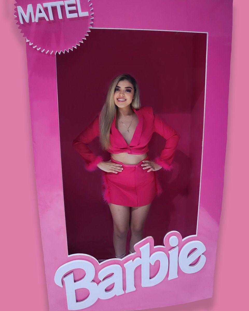 jadeeite_'s tweet photo. HAPPY VALENTINE’S DAY💘💘 Thank for all the love and support, can’t wait to show you what’s coming next! https://t.co/zum3Pi2YWM