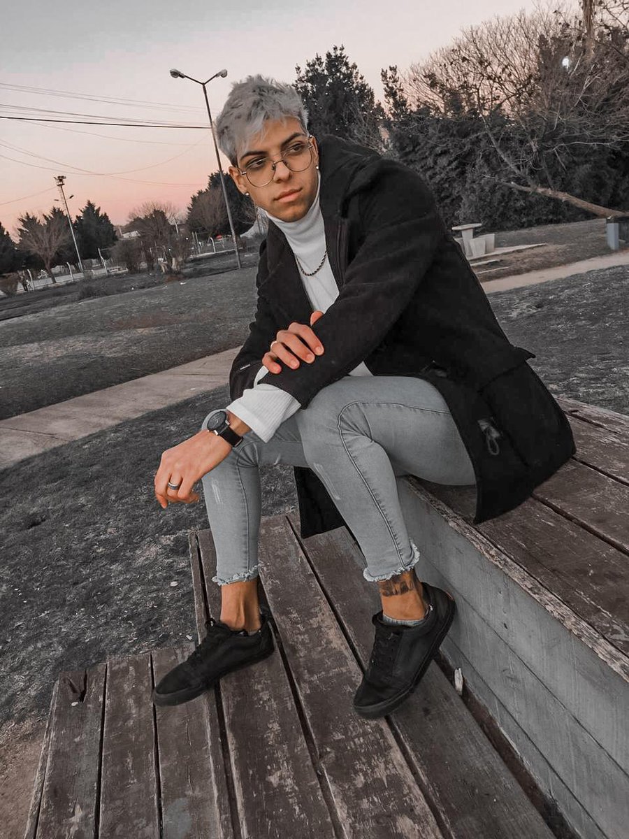 Lalo  (Lore) tweet media
