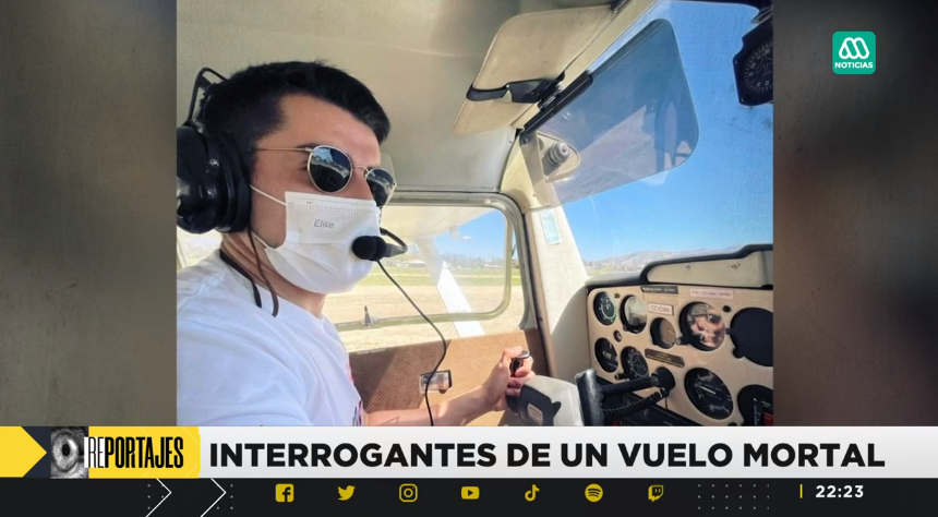 meganoticiascl's tweet photo. 📺 #MeganoticiasPrime | Cuatro tripulantes en un vuelo de formación rumbo a Osorno, se estrellaron: Las incógnitas crecen #MegaReportaje
📡 Señal en vivo » https://t.co/6Gu7yzGMH7
📡 Señal YouTube » https://t.co/aWXOl6O9dK https://t.co/JiUoSbcXY9