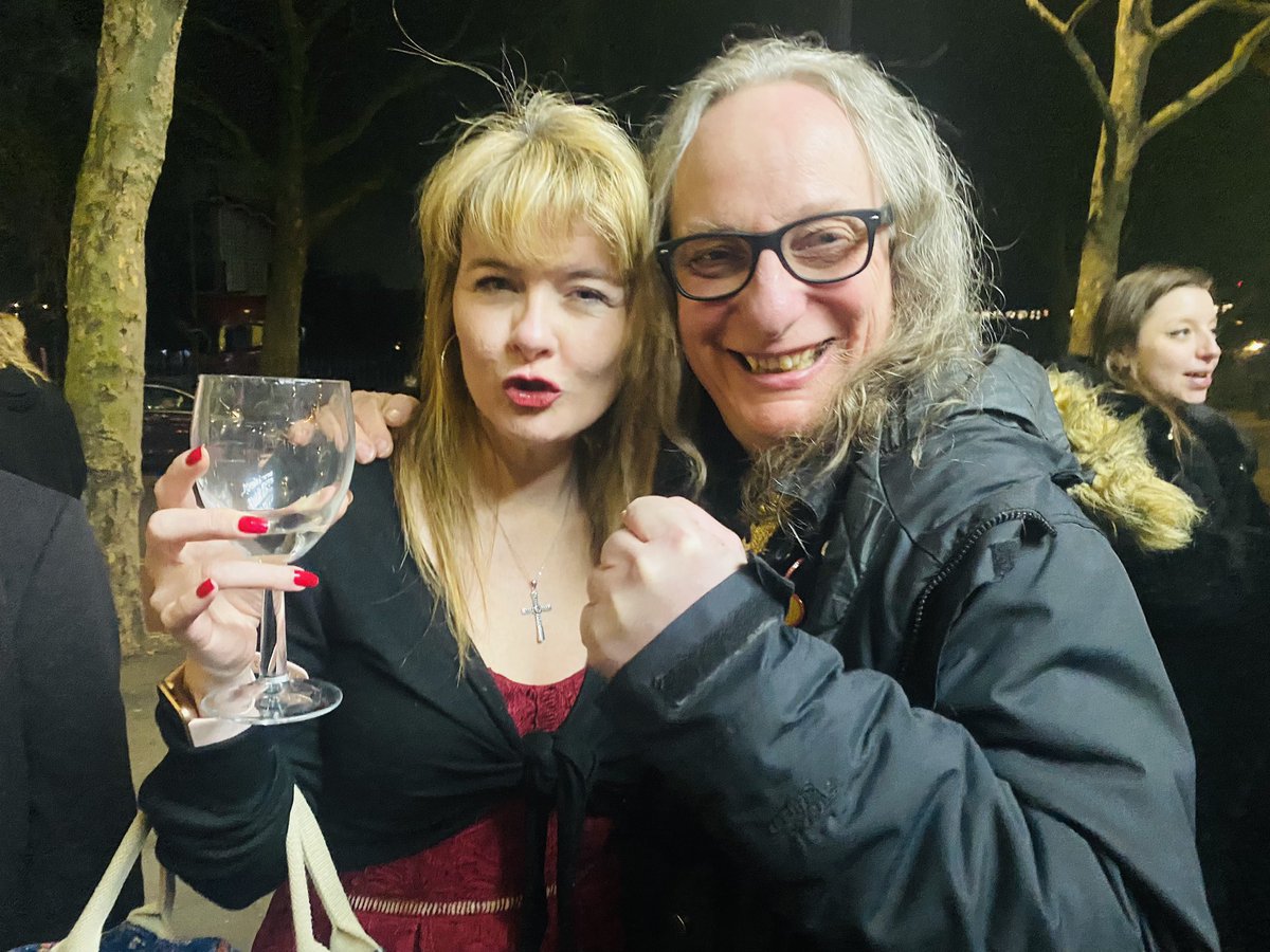 SammiePressdee's tweet image. Best Valentine’s date ever!!!! 

So much love! 💚🤍💜

Thank you for having me @UnleashedComedy.

A comedy club, with BALLS! 😍

Love you @Glinner, @andrewdoyle_com, @tranwithnoname, @AndyShaw1 and  #TeamTerf 

Love rules, without rules!