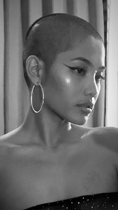 TW Pornstars - The Emma Rouge. Pictures and videos from Twitter. Page 13