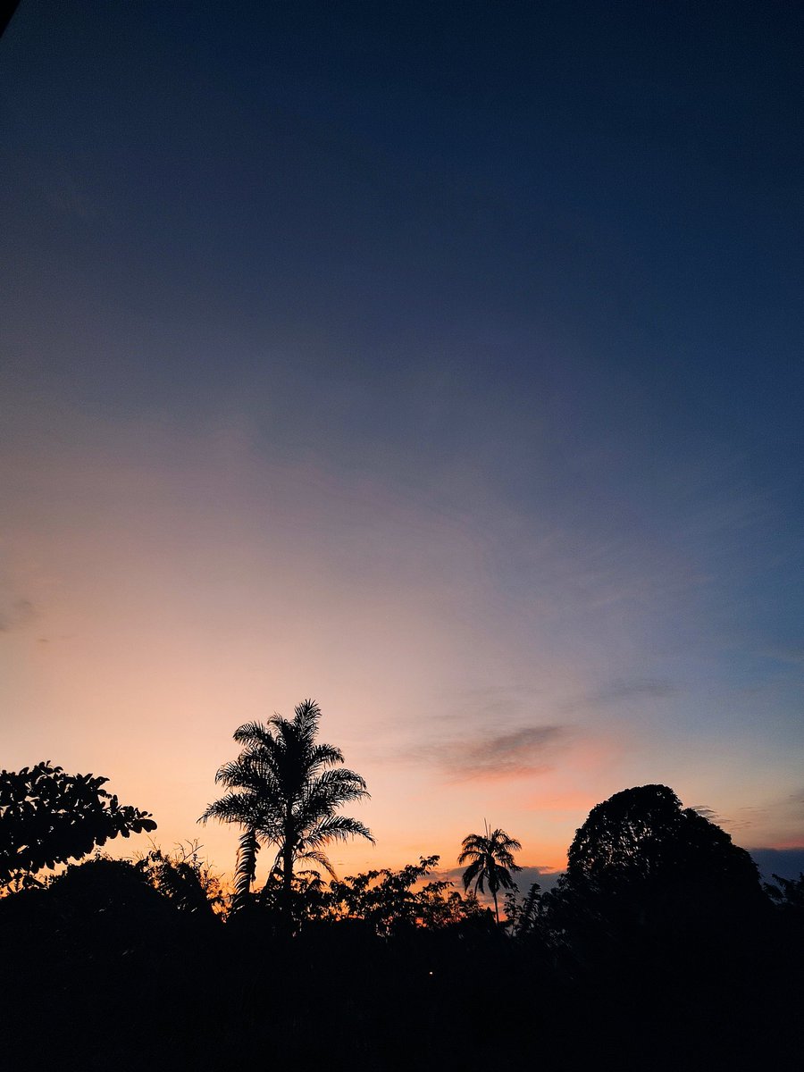 Sanjo es muy bello Carajo😍

#atardecer #sunset #photography #nature #naturaleza #sky #fotografia #landscape #atardeceres #cielo #sol #sunsets #playa #sunsetphotography #photo #travel #paisaje #sunsetlovers #paisajes #naturephotography #love #clouds #atardeceresmagicos