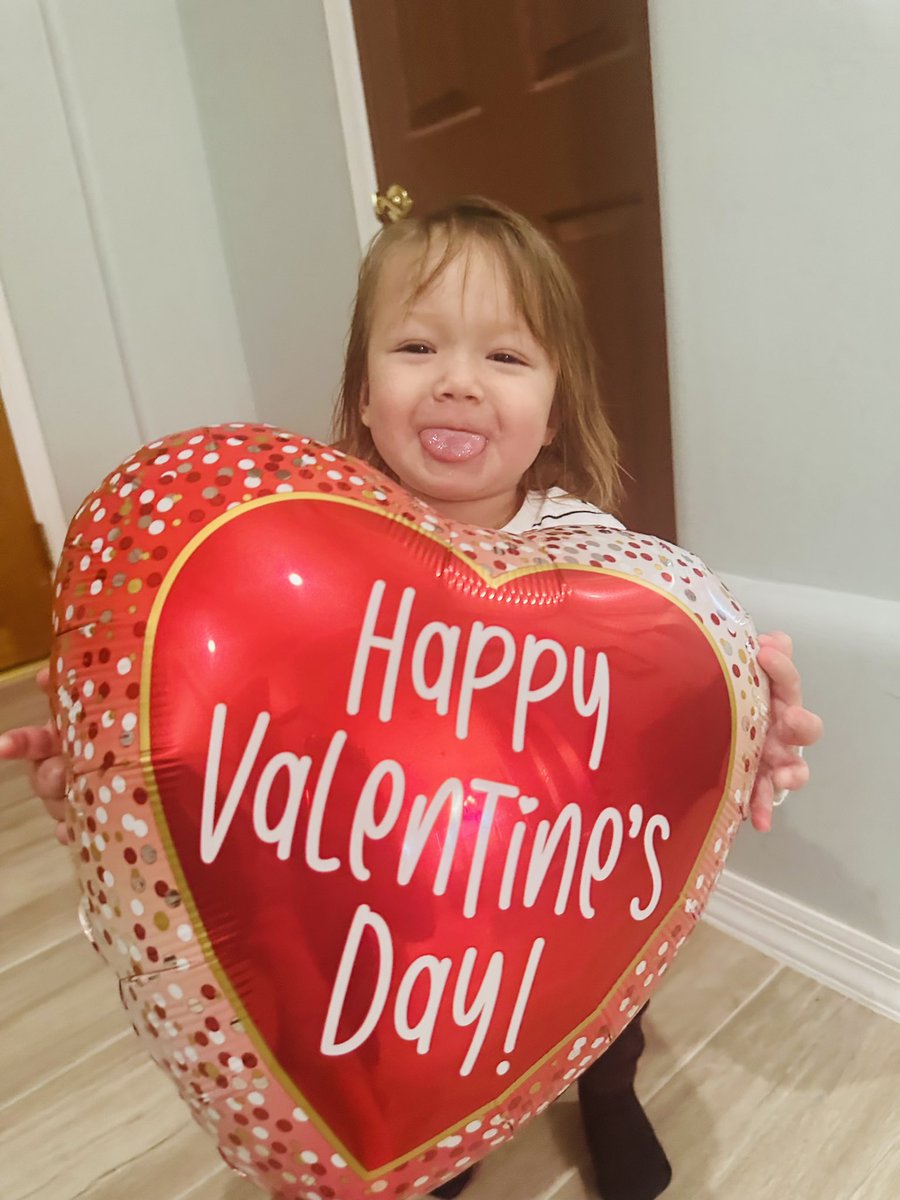 Happy Valentines Day! #ValentinesDay #dadlife #growingup