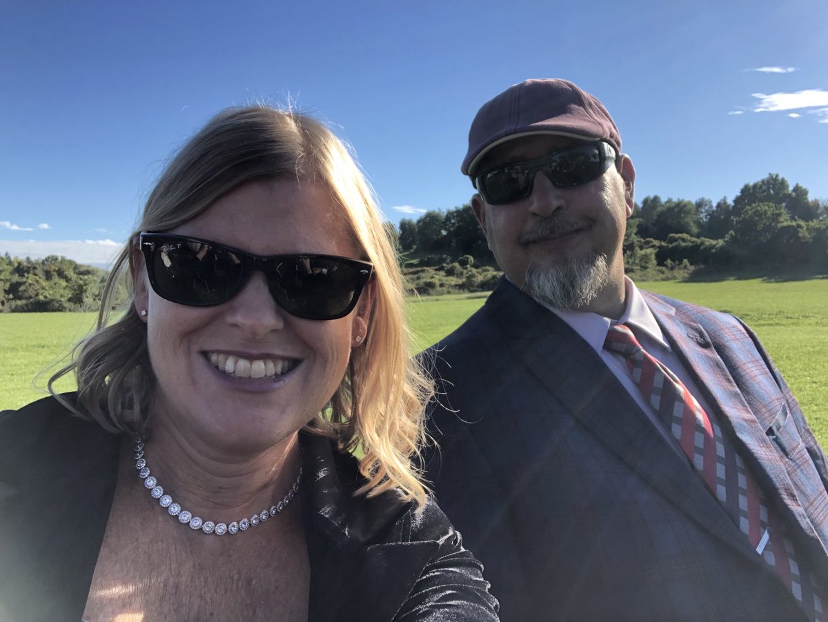 My Valentine and the best guy ever. ⁦<a href="/CoachHobart/">Brian Hobart</a>⁩ has captured my ❤️