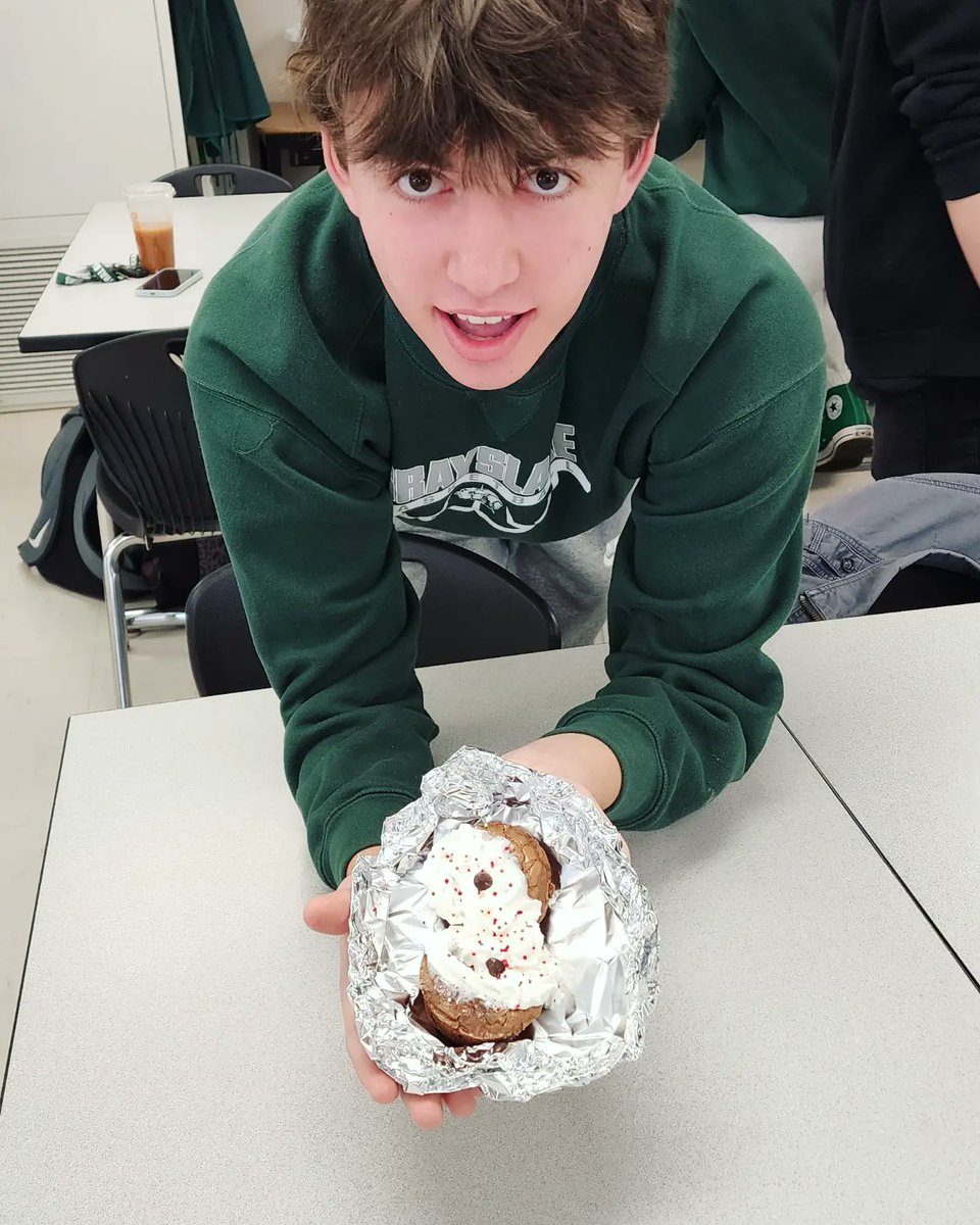 Melissa Priester tweet media