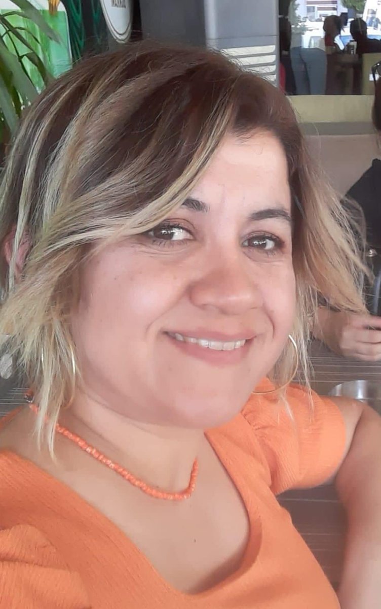 kisacamehmetde's tweet photo. Kuzenim ZUHAL ARSLAN deprem gününden beri haber alamıyoruz. Olduğu binada enkaz calışmaları bitti kendisi bulunamadı. 
Gören duyan varsa lütfen irtibata geçsin. Ali Taşı Mh Bozbey Caddesi Pektaş Apartmanı Adıyaman.
İletişim: +90 (543) 380 90 09
#deprem @ahbab #kayıp #adıyaman https://t.co/CZWuzUViAX