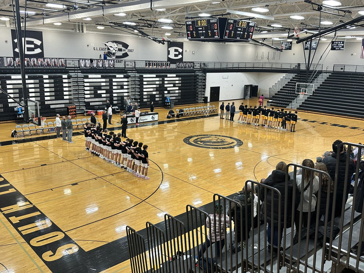 Inspiredmoving's tweet photo. Ahh, love seeing all the familiar faces between students, staff and parents at extracurricular events. @MillenniumMS @BeEast_Cougars Senior Night was 🔥! Congrats seniors! 👏🏻 📣 https://t.co/RR2ApsEkjj