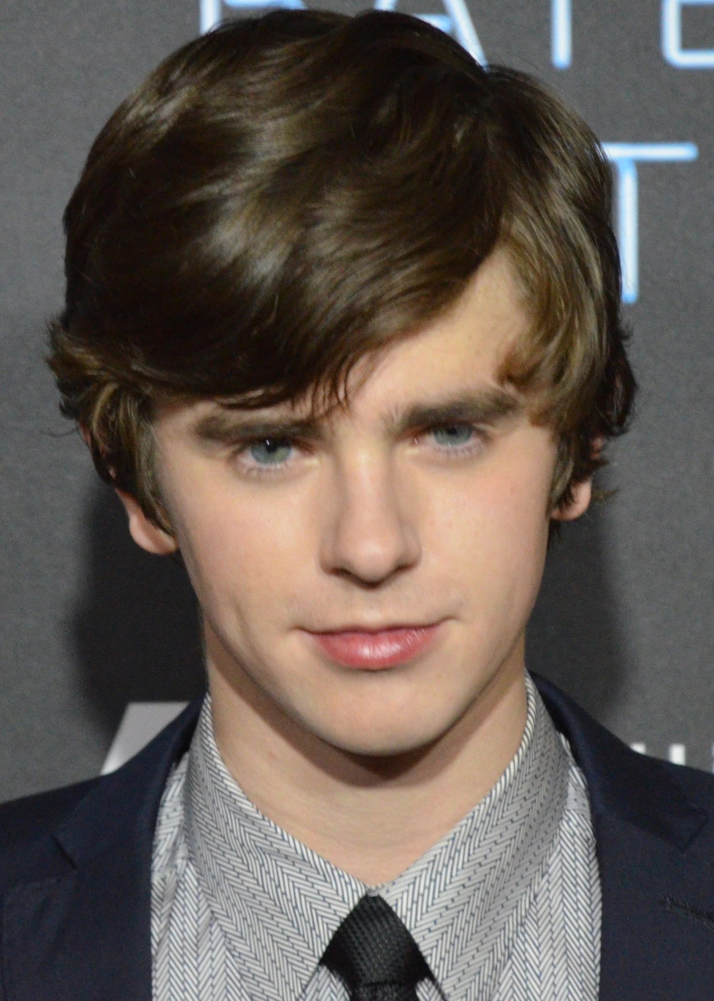 Happy Birthday to Freddie Highmore! 